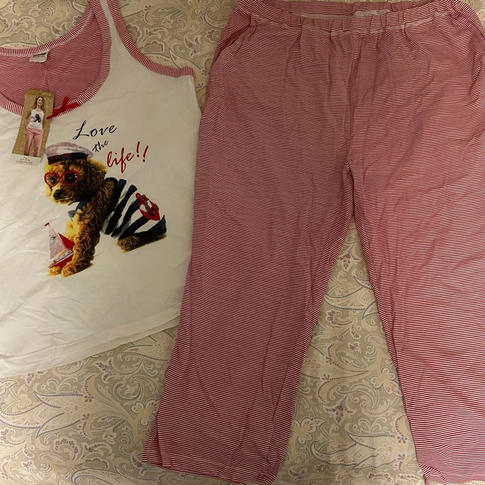 NWT Red and White Women's Cotton Pajama Set Size M/L